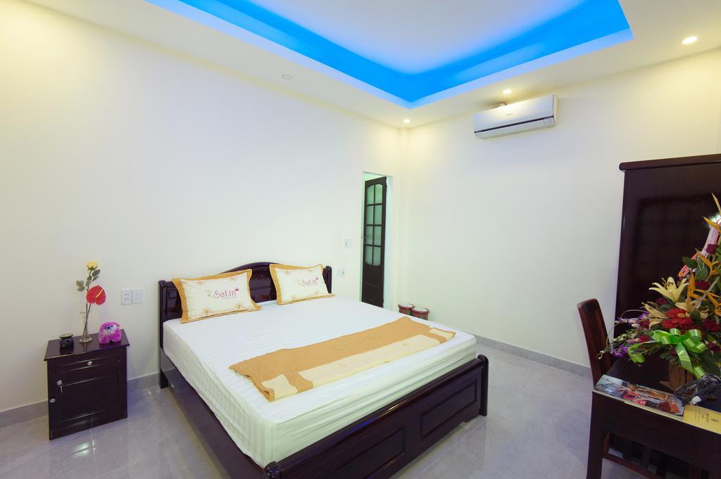 Royal Homestay Hoi An Eksteriør billede