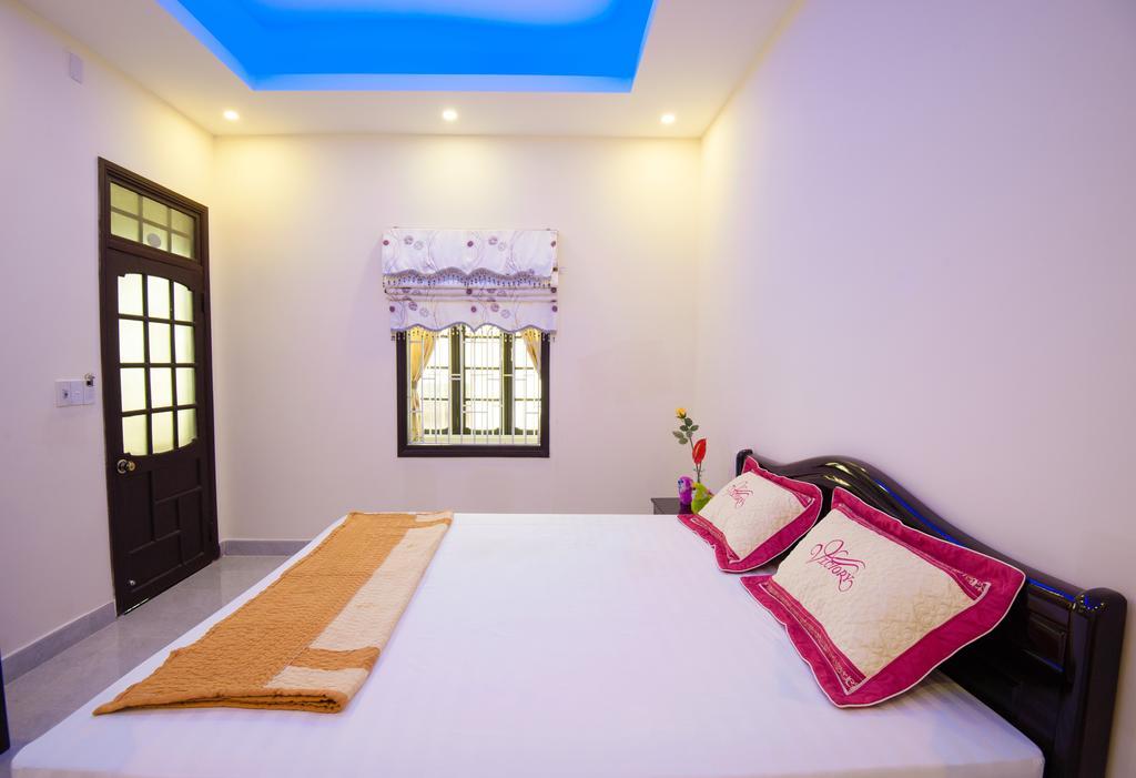Royal Homestay Hoi An Eksteriør billede